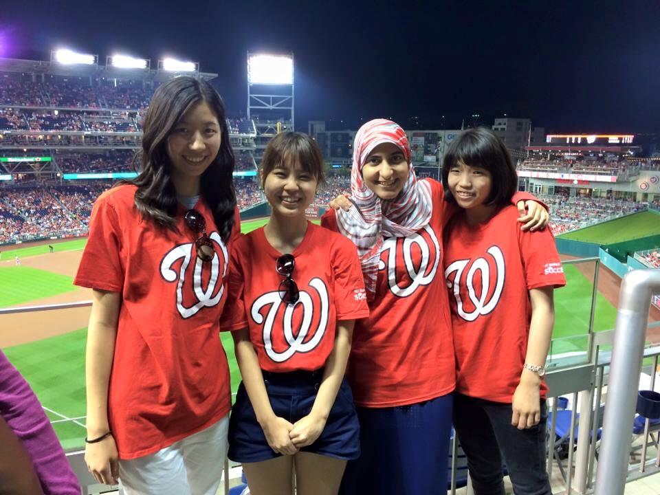Students at a Nationals Baseball game