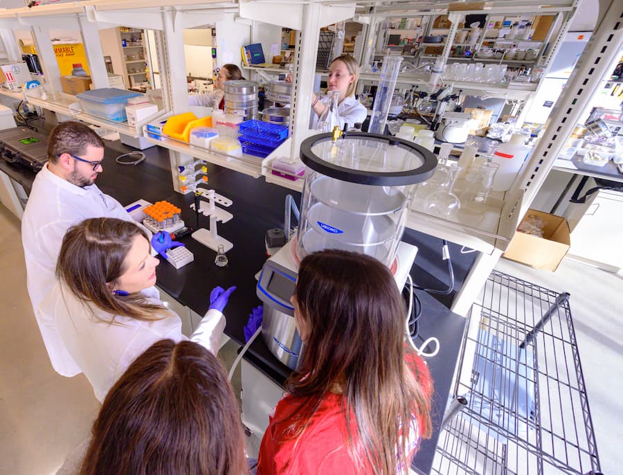 Environmental Science Lab.