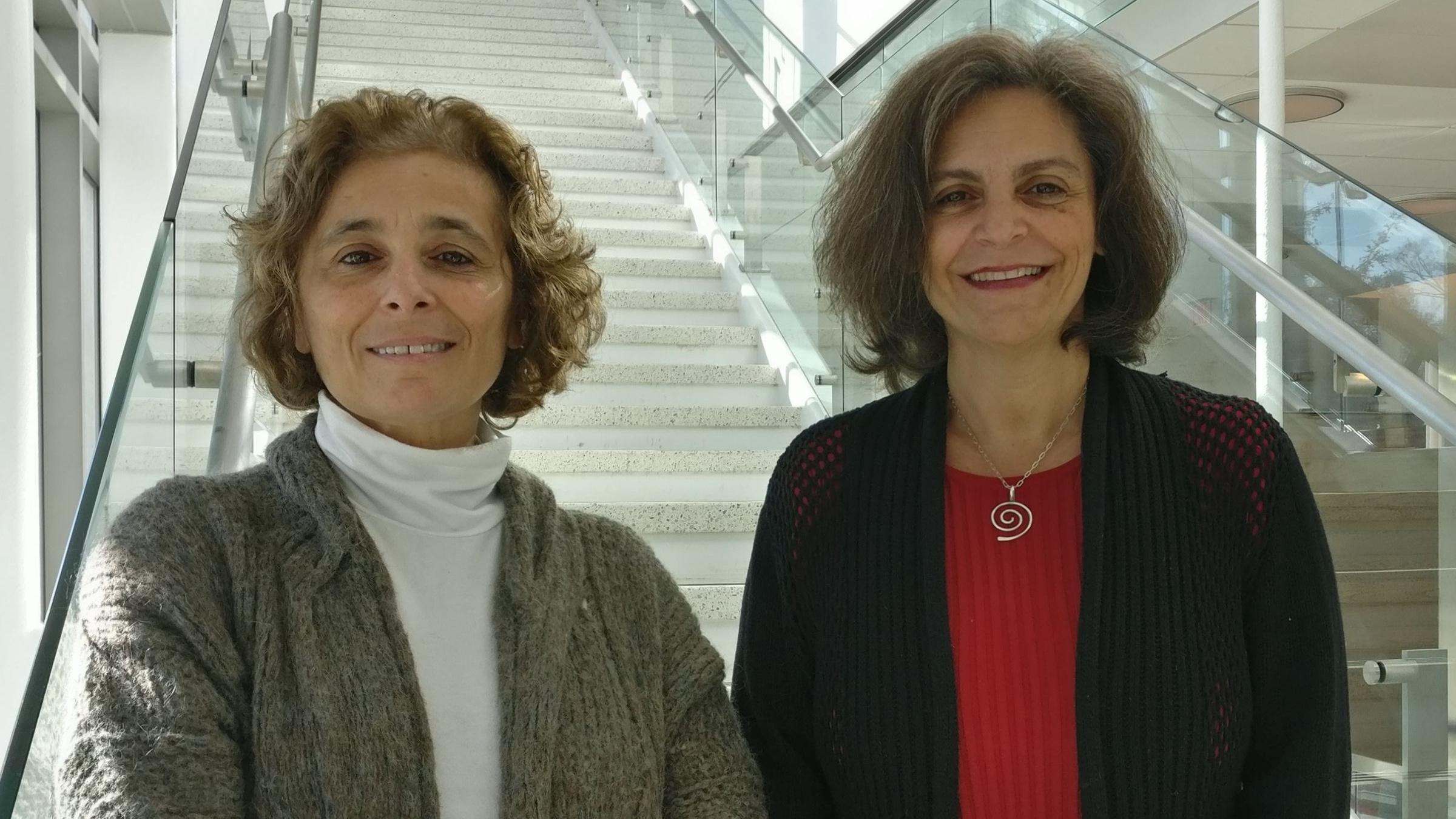 Profesoras Claudia Martin y Susana SáCouto Profesoras Claudia Martin y Susana SáCouto