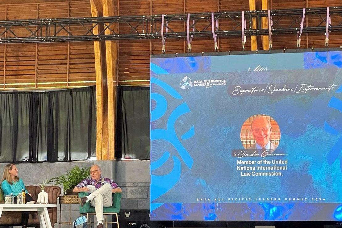 Professor Grossman at Rapa Nui Pacific Leaders' Summit Professor Grossman at Rapa Nui Pacific Leaders' Summit